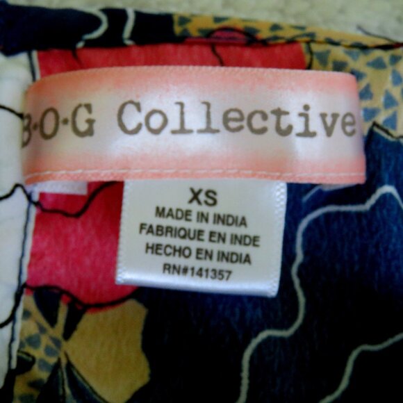 BOG Collective XS Sleeveless Handkerchief High Neck Navy Floral Print Blouse - Picture 3 of 12